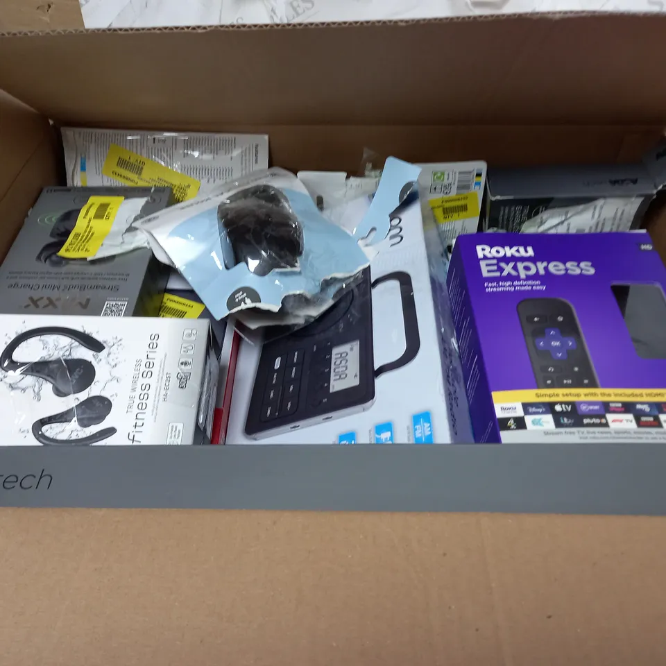 BOX OF ASSORTED ELECTRONICS TO INCLUDE EARPHONES, RADIOS, REMOTES ETC 
