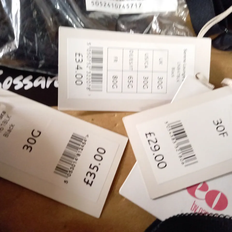 LO TOF ASSORTED BRAS IN VARIOUS SIZES TO INCLUDEE POUR MOI AND BRAVISSIMO