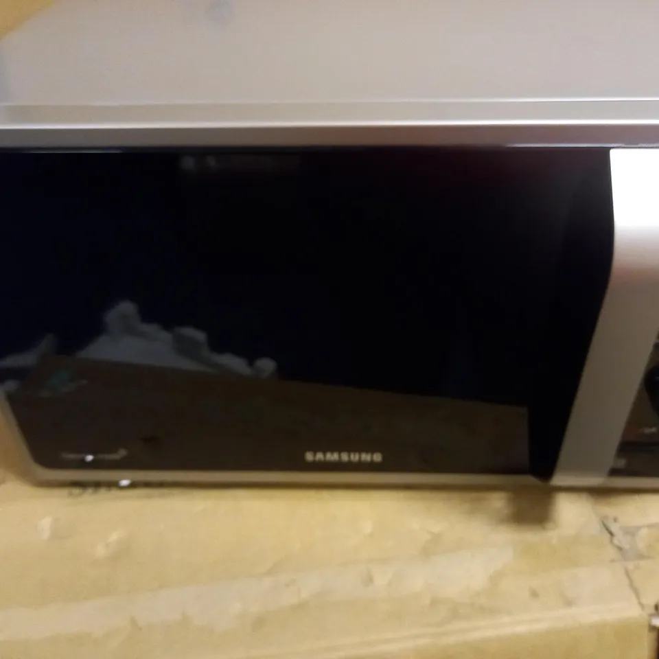 SAMSUNG SOLO MICROWAVE MS23F301TAS RRP £149.99