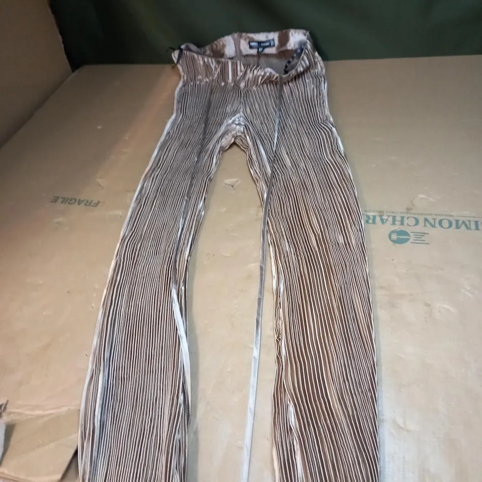 SATIN PLISSE FIT AND FLARE TIE TROUSERS SIZE 10