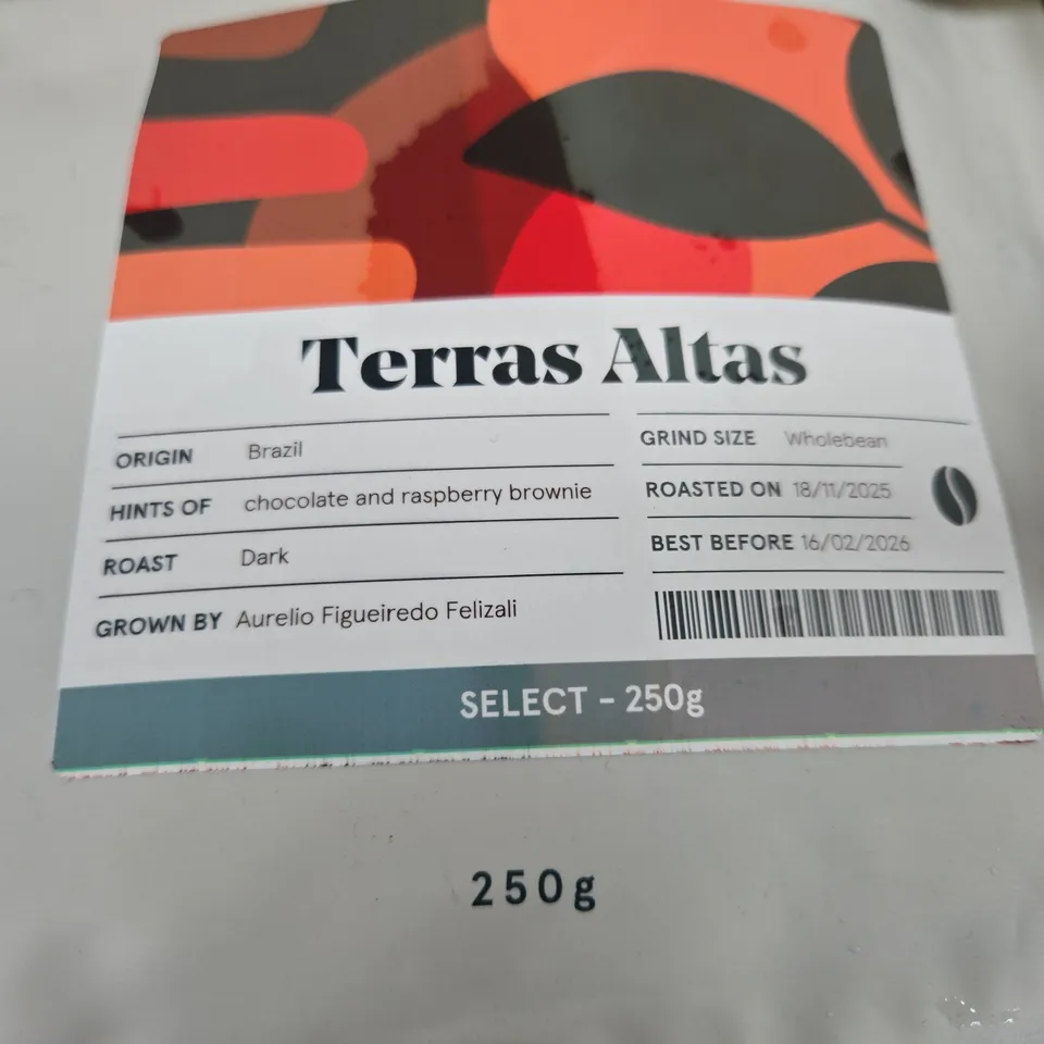 PACT COFFEE SELECTION TO INCLUDE BOURBON CREAM ESPRESSO 250G, TERRAS ALTAS 250G, CHAPADA ANAEROBIC CATIGUA 250G, HOUSE ESPRESSO 1KG