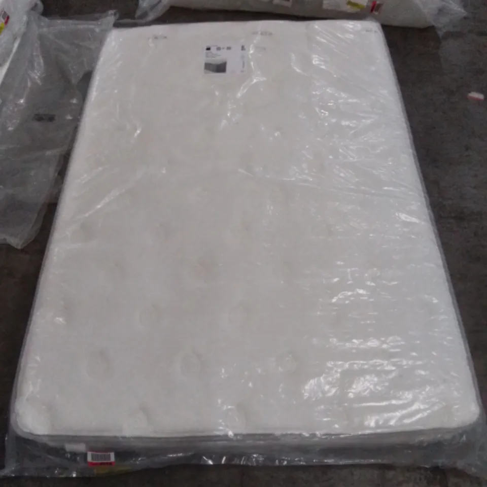 BAGGED MEMORY FOAM POCKET SPRUNG 4'6 MATTRESS 
