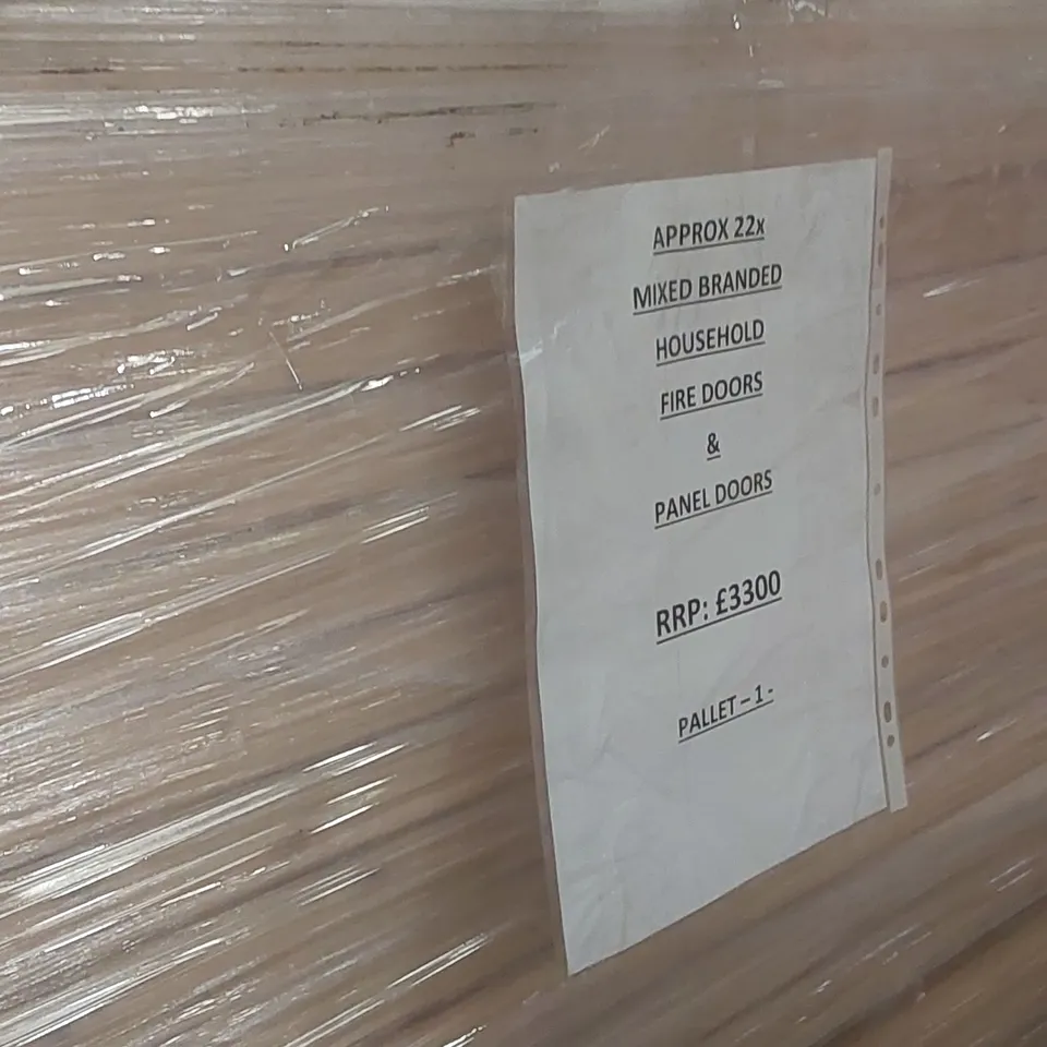 PALLET CONTAINING APPROXIMATELY 22x MIXED BRANDED HOUSEHOLD FIRE DOORS & PANEL DOORS ECT