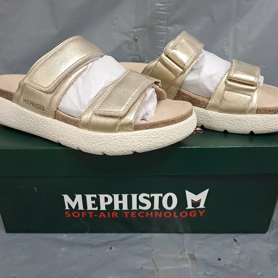 BOXED PAIR OF MEPHISTO GAYLE OPEN TOE SANDALS IN GOLD SIZE EU 38