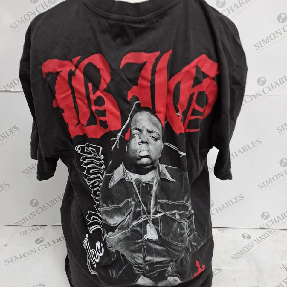 THE NOTORIOUS BIG BLACK SHIRT - M