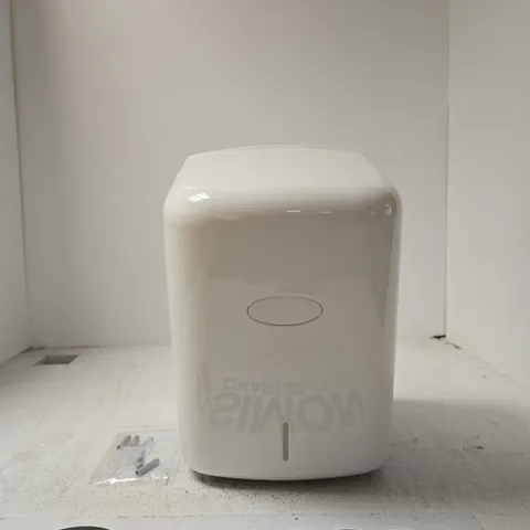 WHITE ABS CENTRE-FED DISPENSER – AG47001