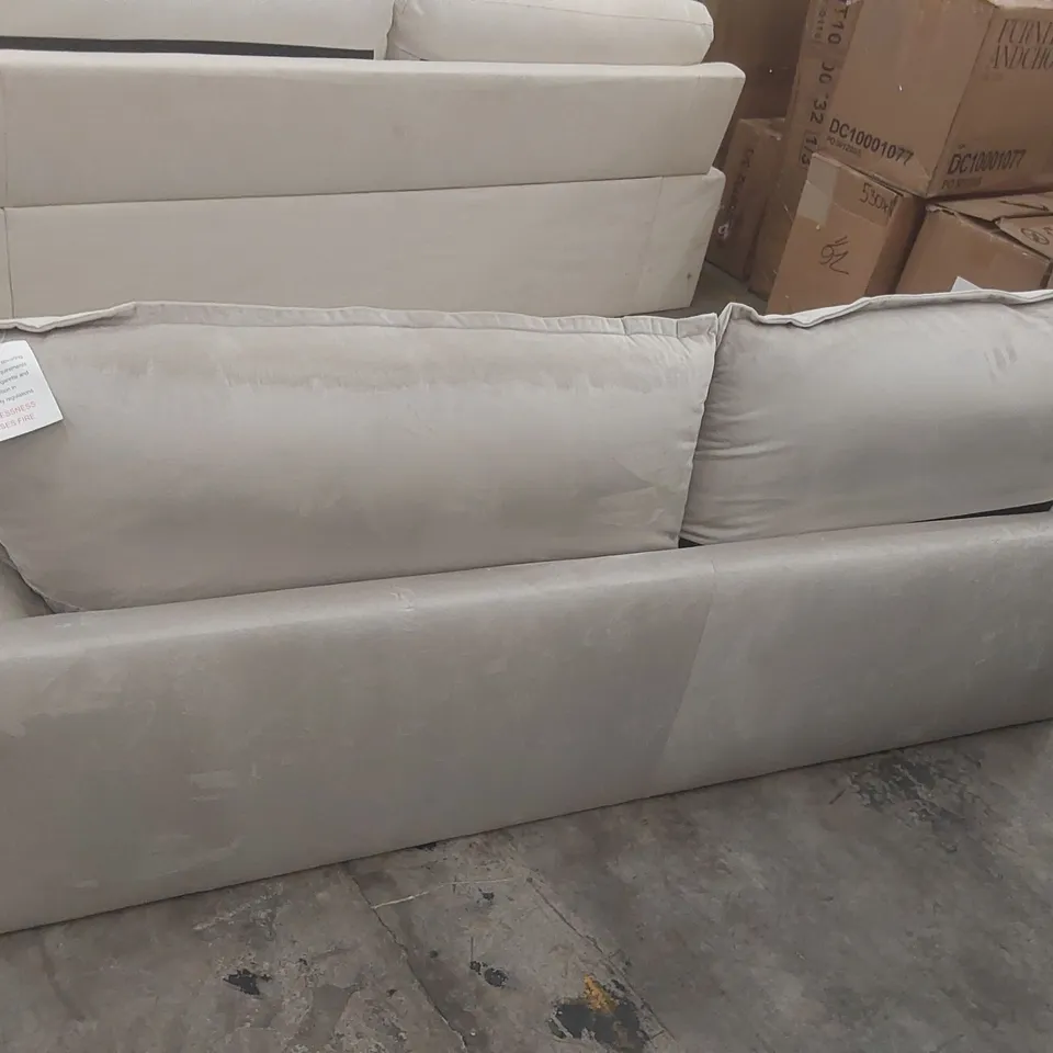QUALITY DESIGNER VELVET UPHOLSTERED 3-SEATER SOFA