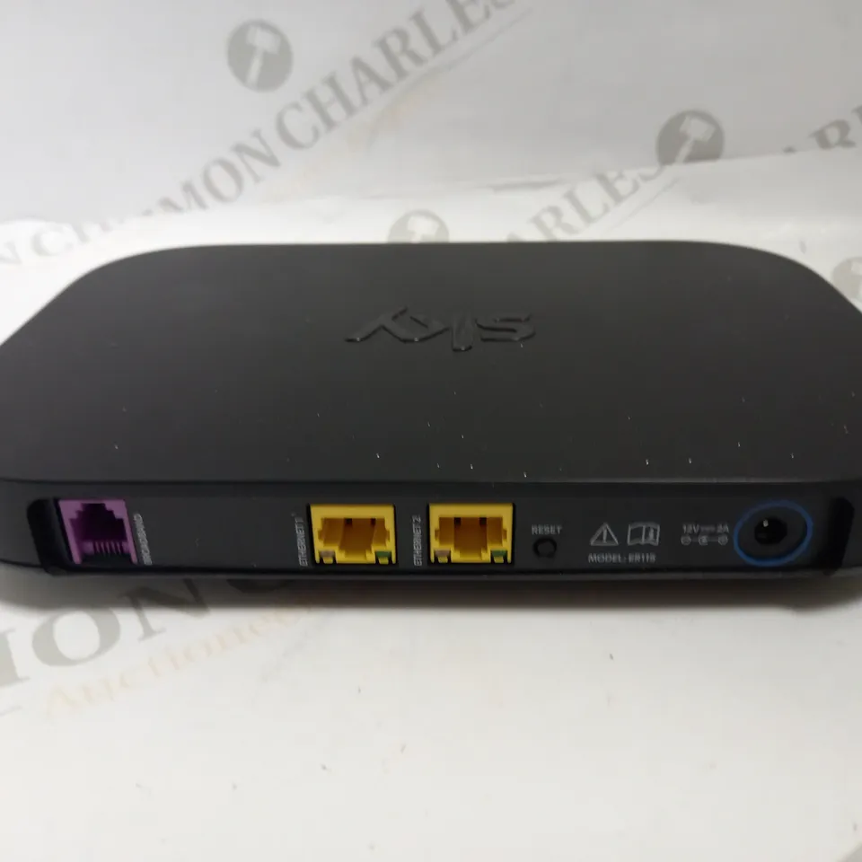 SKY Q HUB (ER115)