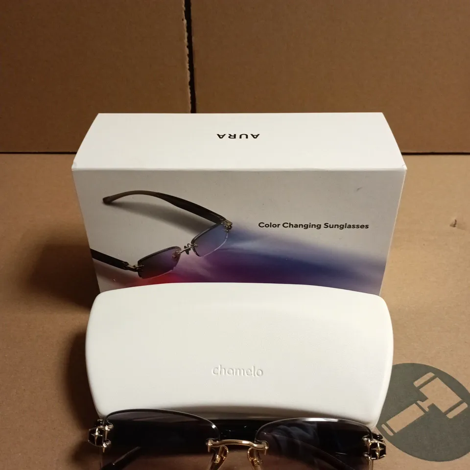 CHAMELO COLOR CHANGING SUNGLASSES