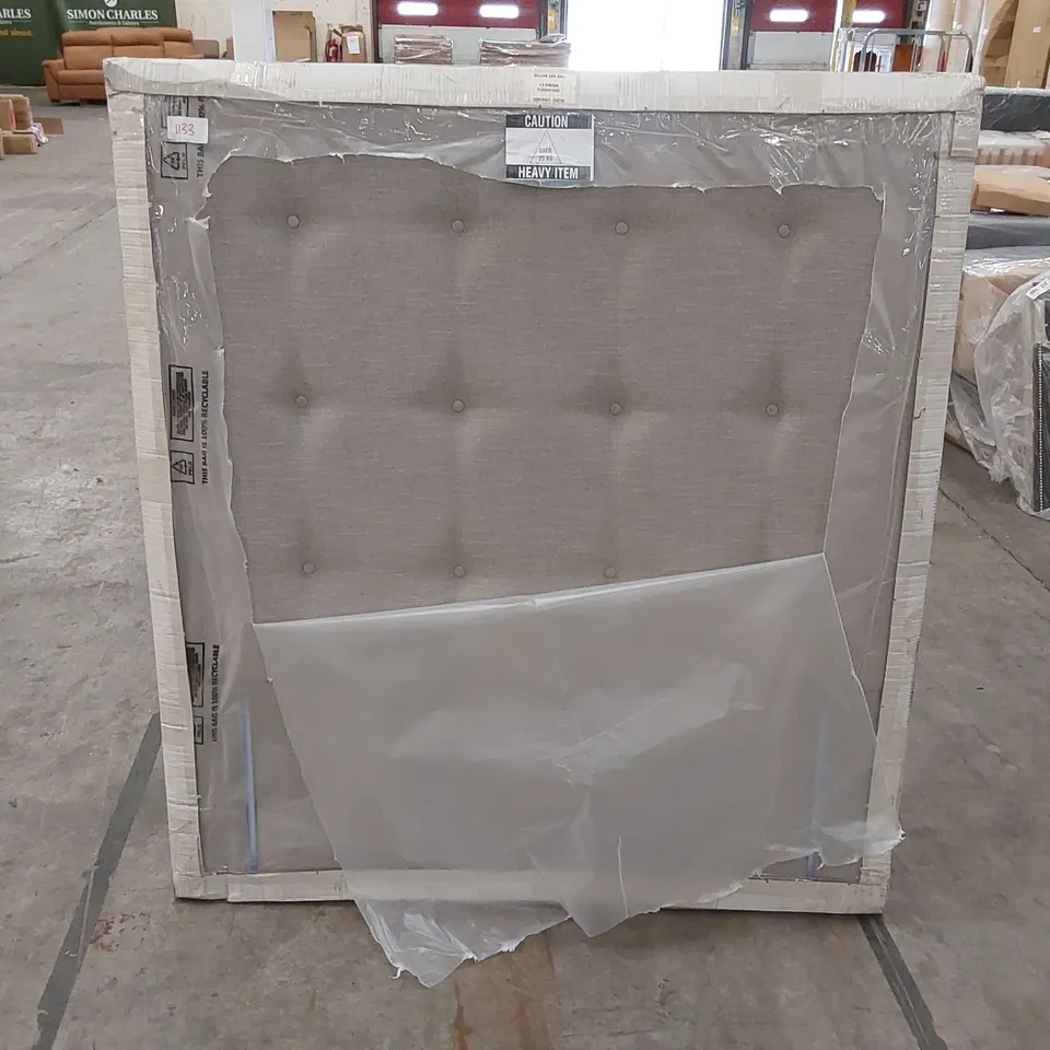 BAGGED DESIGNER WILLOW AND HALL 135cm DOUBLE SIZE HINDON FABRIC UPHOLSTERED HEADBOARD - GREY