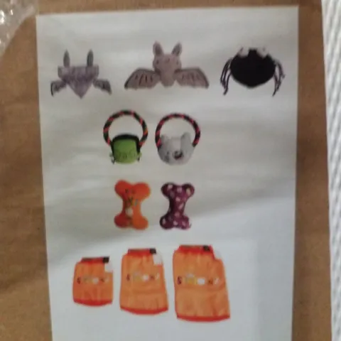 PALLET CONTAINING 4 BOXES OF BRAND NEW HALLOWEEN PET SUPPLIES