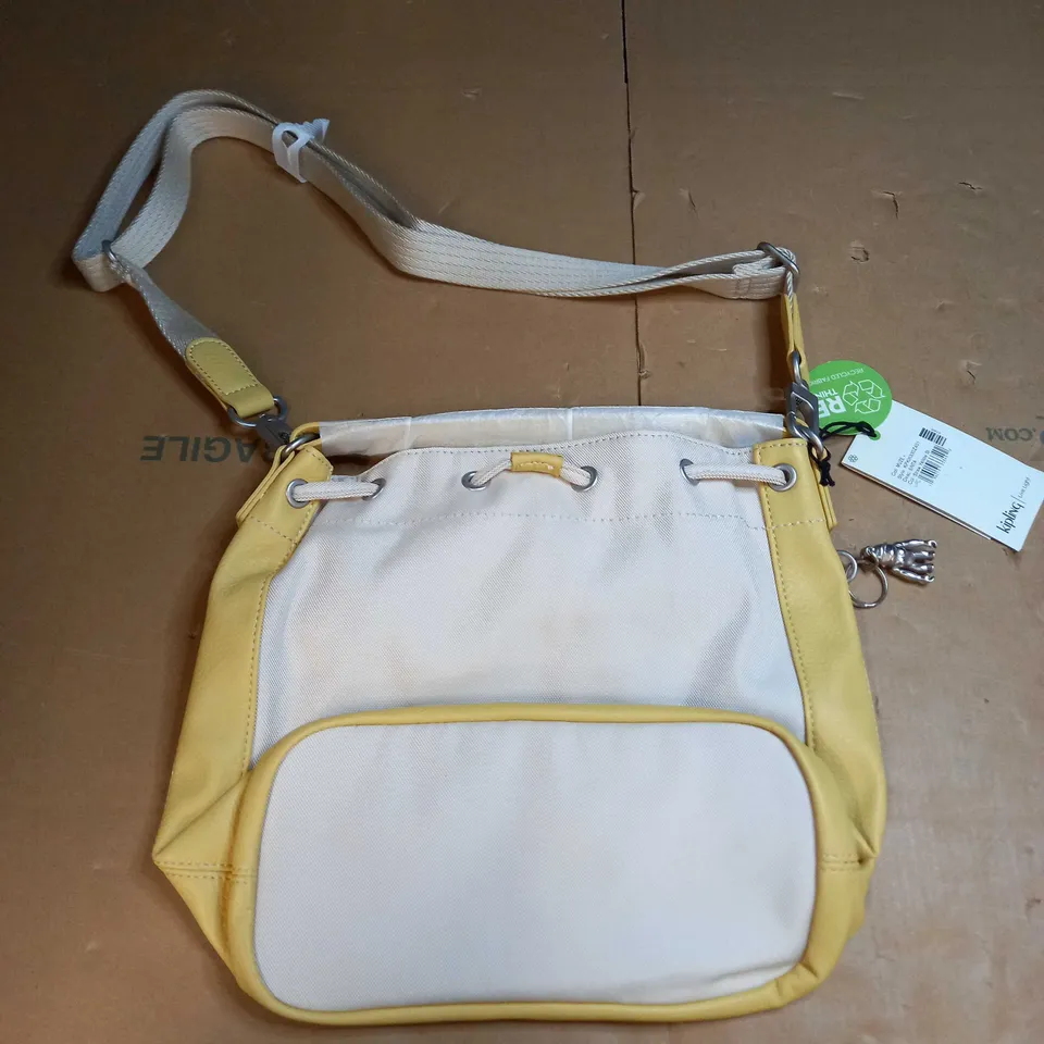 KIPLING SINTA STRAW YELLOW BAG WITH CREAM FRONT 