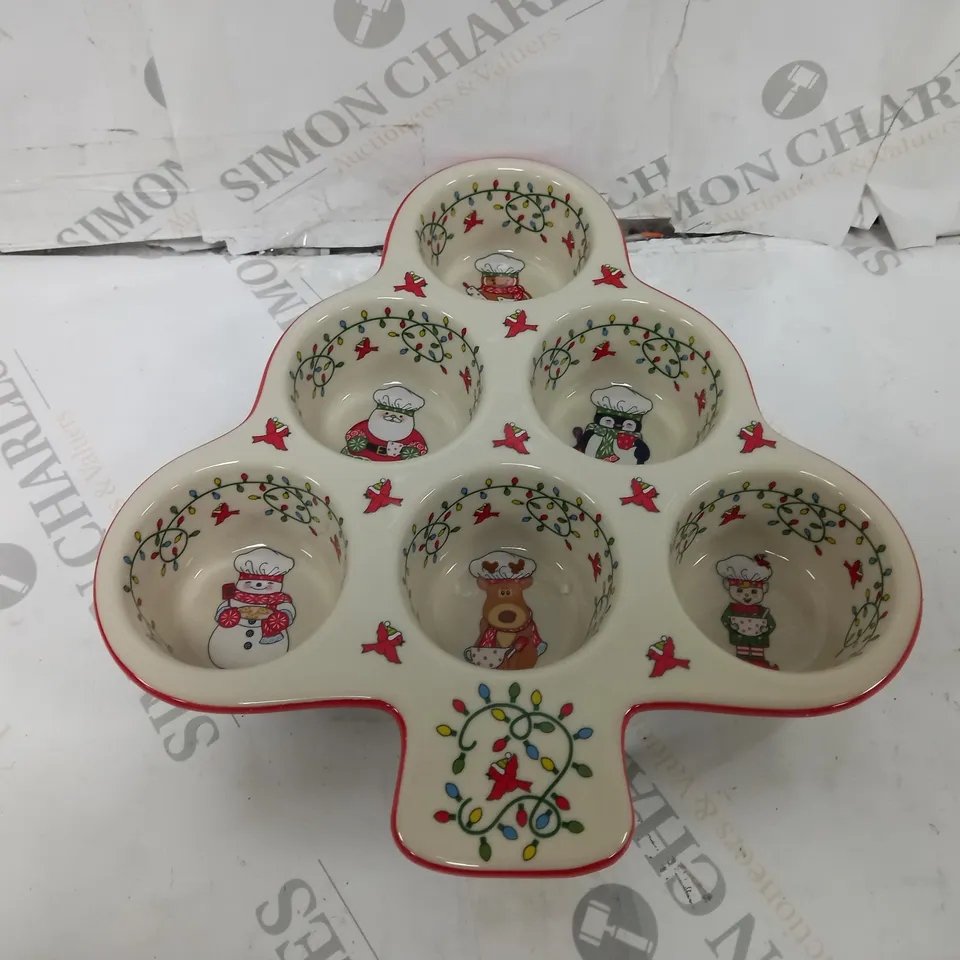 CHRISTMAS TREE THEMED BAKING TRAY