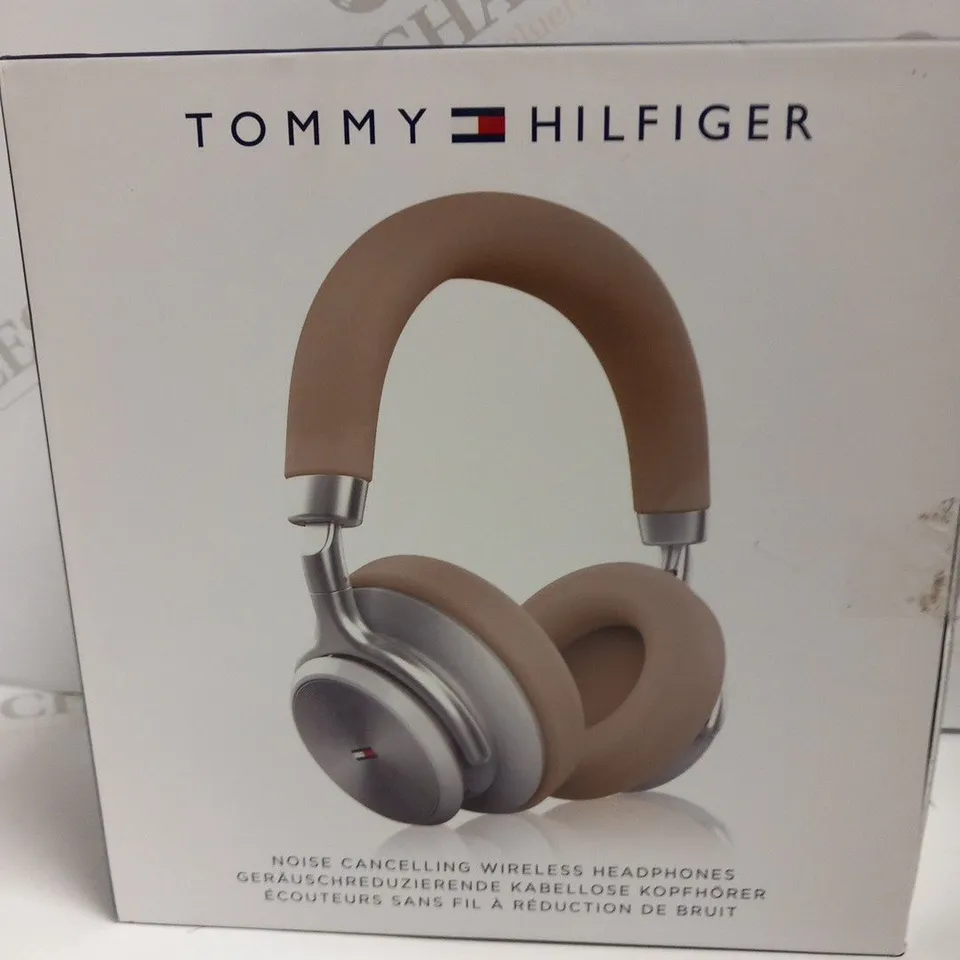 BOXED TOMMY HILFIGER NOISE CANCELLING WIRELESS HEADPHONES