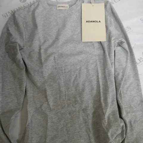 ADANOLA LONG SLEEVE TOP IN GREY - SMALL
