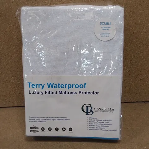 BAGGED FOLINA HYPOALLERGENIC AND WATERPROOF FITTED MATTRESS PROTECTOR // SIZE: DOUBLE