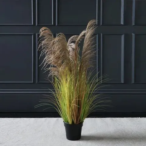 BOXED 130CM ARTIFICIAL PAMPAS GRASS IN POT