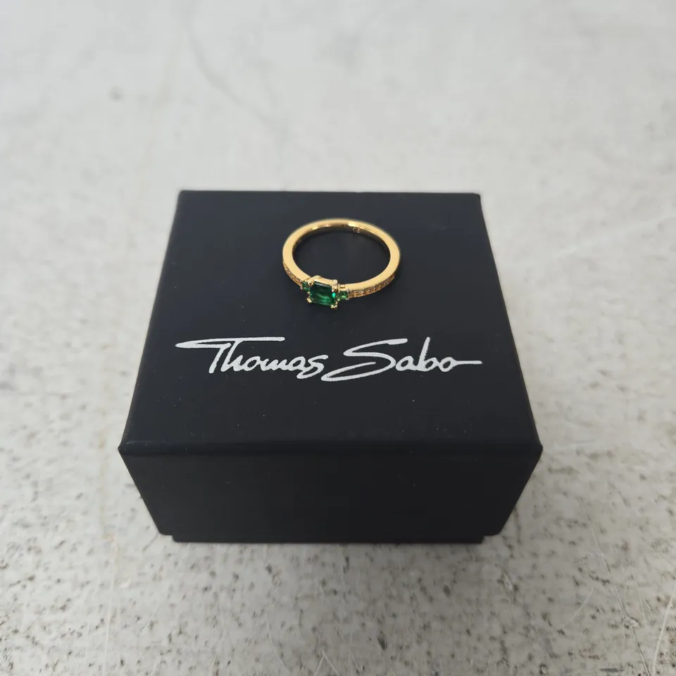 THOMAS SABO GOLD-TONE RING WITH GREEN GEMSTONE