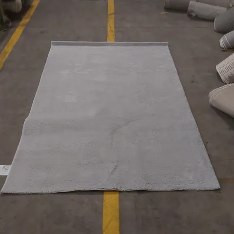 QUALITY THE CARPET RELAX MODERN RUG. FLUFFY, SHORT PILE, NON-SLIP - 140 x 200cm