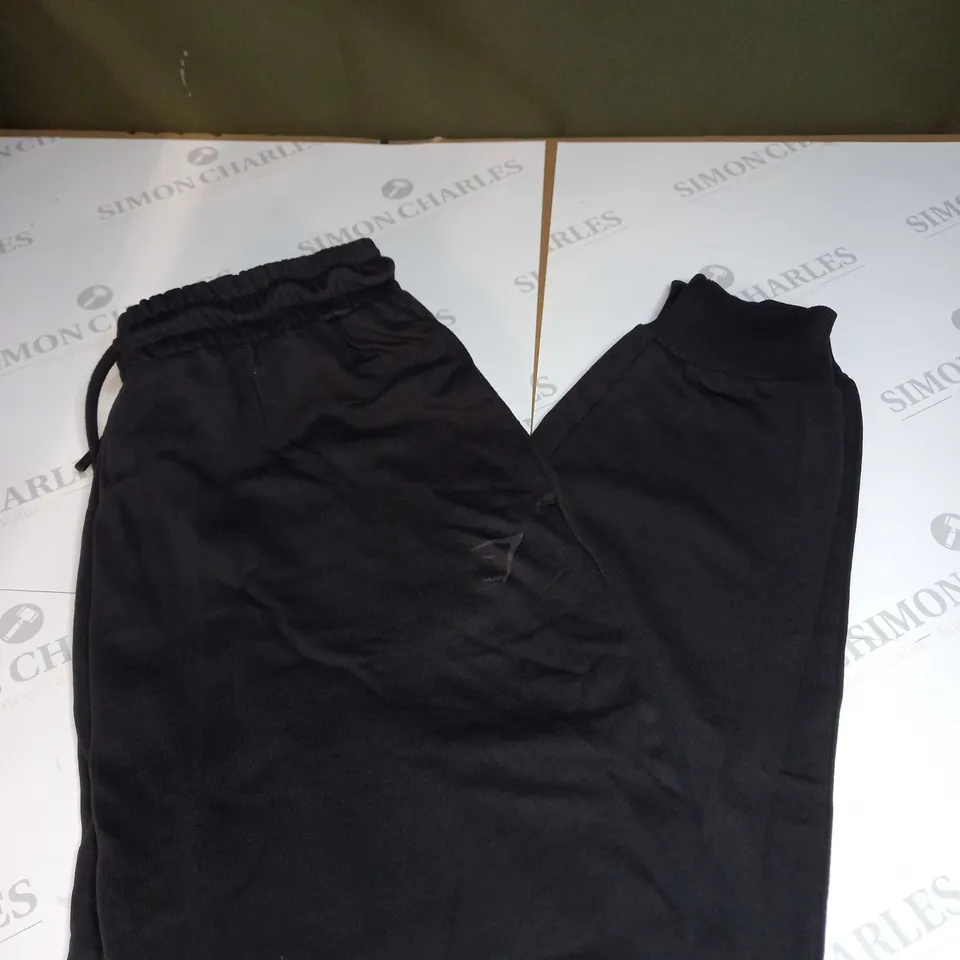 GYMSHARK TRACKSUIT BOTTOMS SIZE M