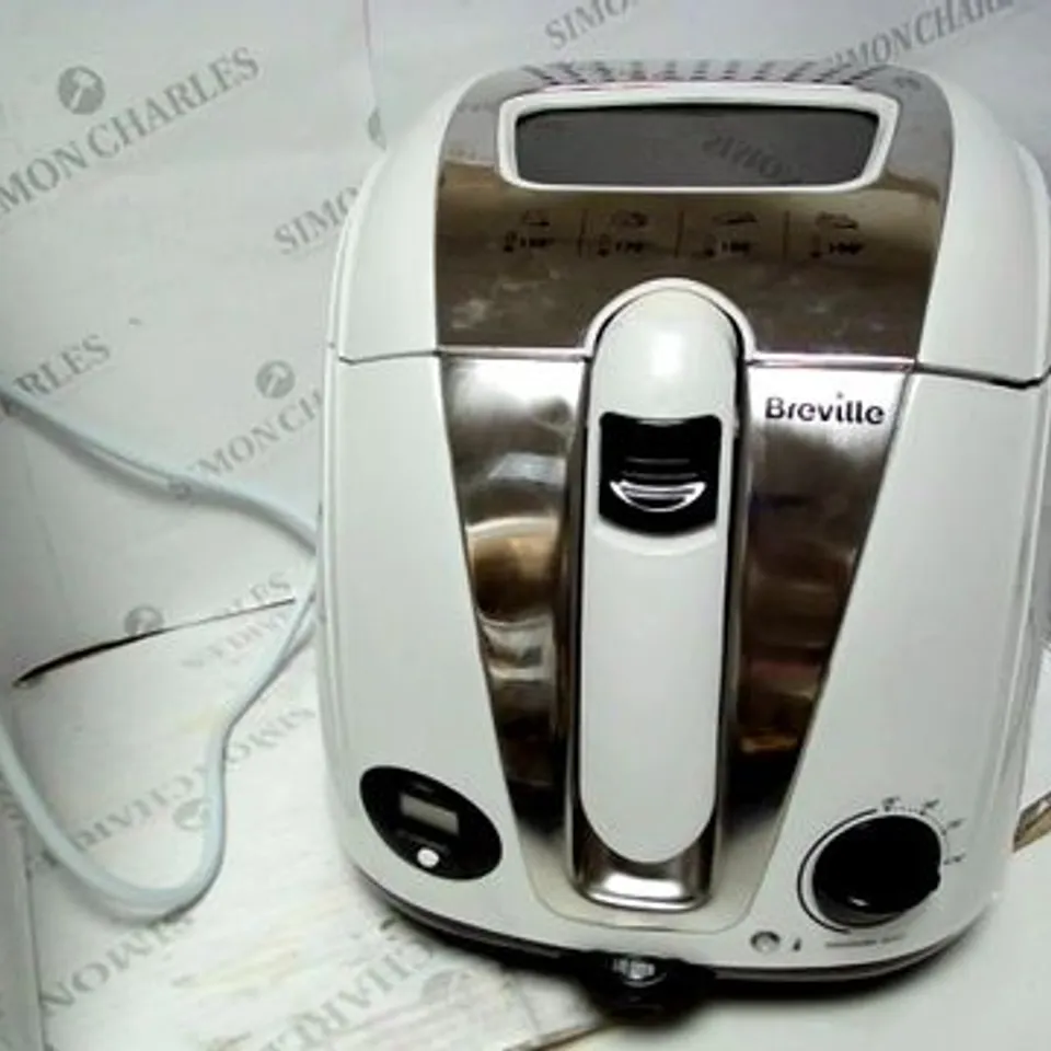 BREVILLE EASY CLEAN DIGITAL FRYER 