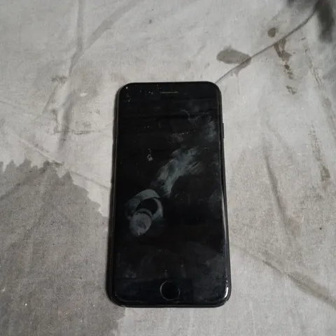 APPLE IPHONE 7 SMARTPHONE