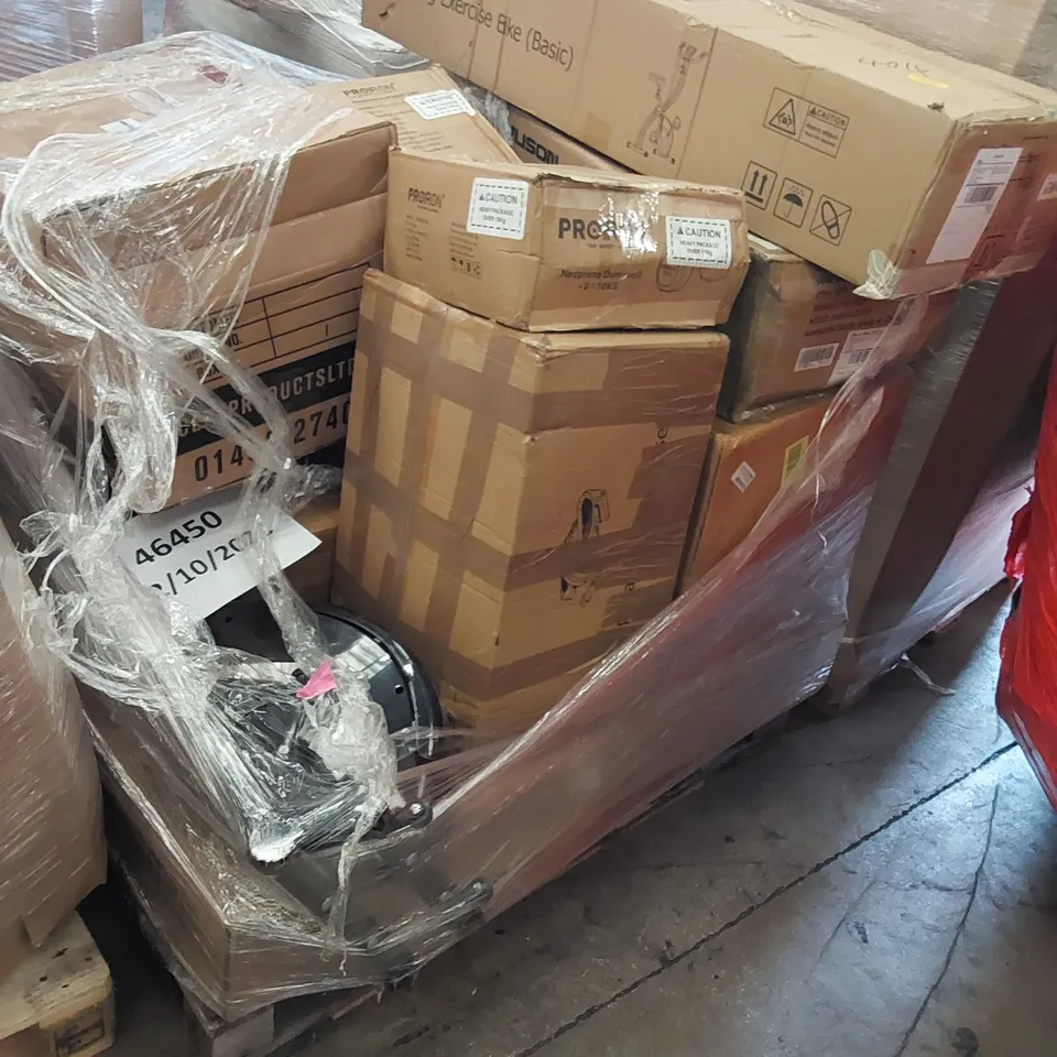 PALLET OF ASSORTED ITEMS INCLUDING, FOLDING EXERCISE BIKE(BASIC), PRO IRON DUMBELL, PRO IRON KETTLE BELL, 4.5FT MINI TRAMPOLINE WITH SAFETY NET