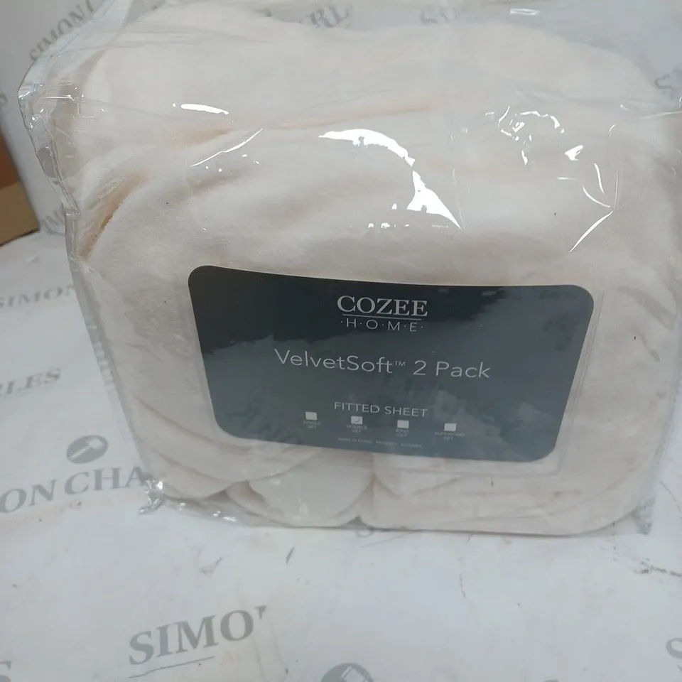 PACK OF TWO COZEE HOME VELVETSOFT FITTED SHEETS - WHITE DOUBLESIZE