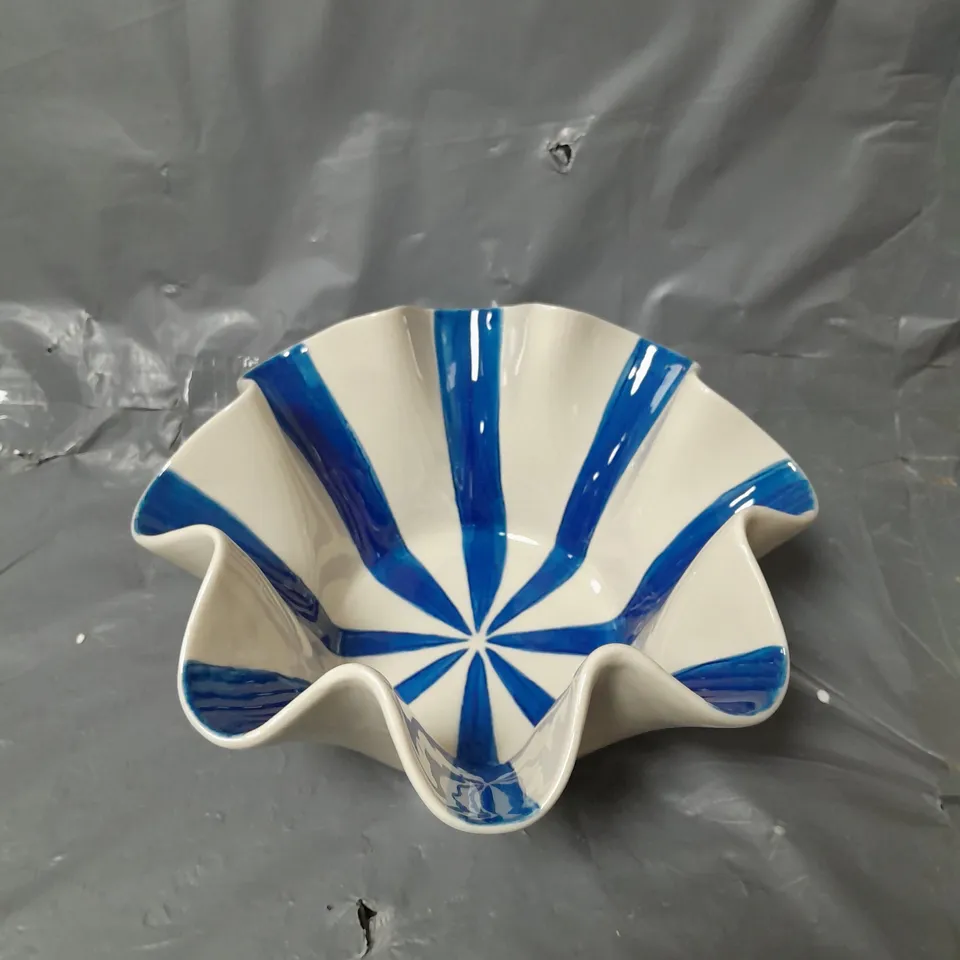 VERY HOME HANDKERCHIEF BOWL