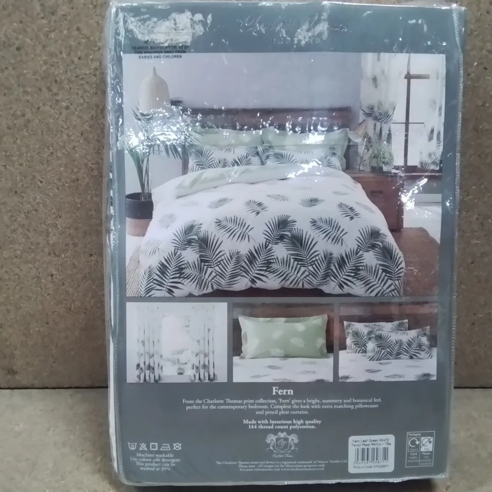 BRAND NEW CHARLOTTE THOMAS PENCIL PLEAT CURTAINS 66" X 72" (WHITE/GREEN)