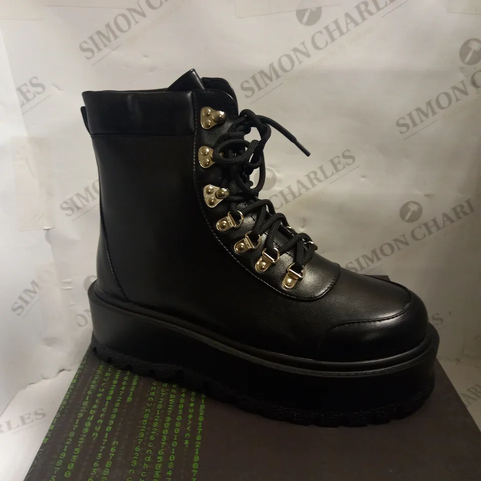 KOI VEGAN HYDRA ALL BLACK MATRIX PLATFORM BOOTS - SIZE 8