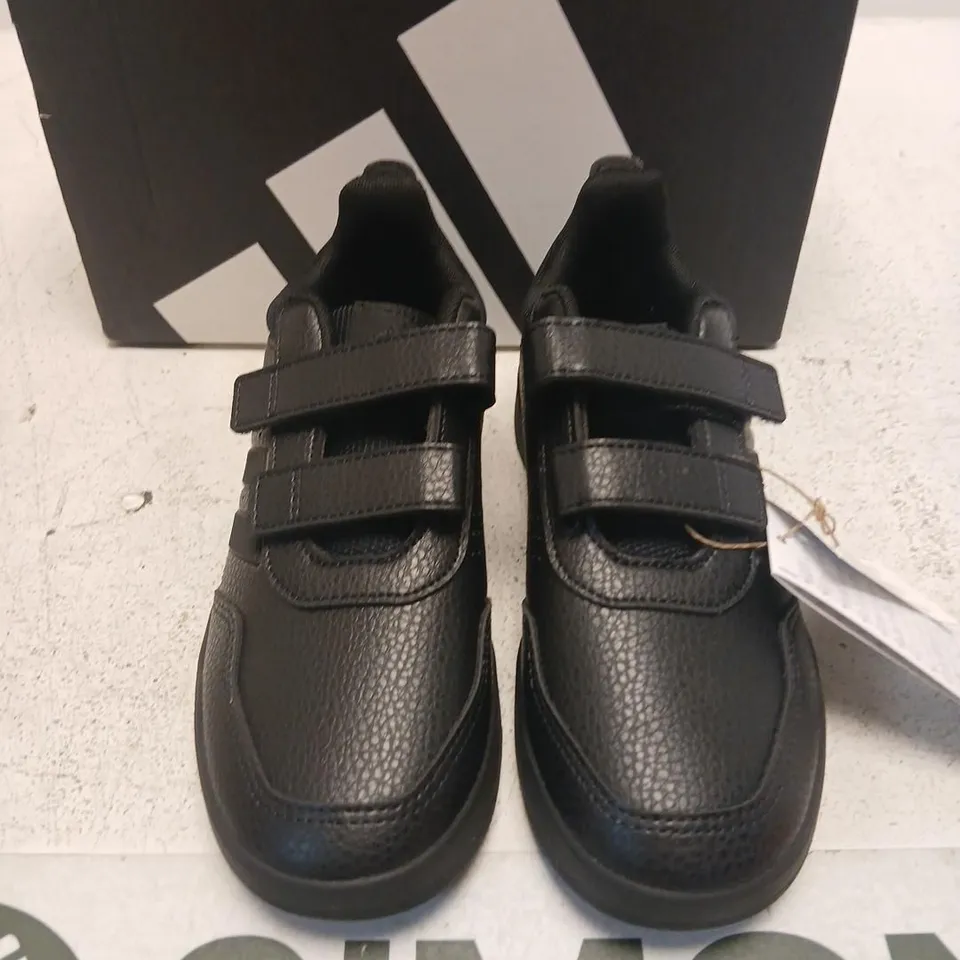 ADIDAS TENSAUR SPORT 3.0 CFK KIDS' TRAINERS – UK 2 (EU 34)