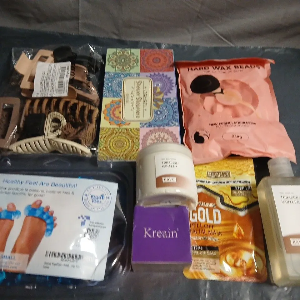 APPROXIMATELY 15 ASSORTED HEALTH & BEAUTY PRODUCTS TO INCLUDE WAX BEADS, HAIR CLIPS AND FACIAL MASKS