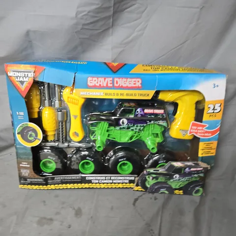 GRAVE DIGGER MONSTER JAM BUILD & REBUILD TRUCK – 1:18 SCALE