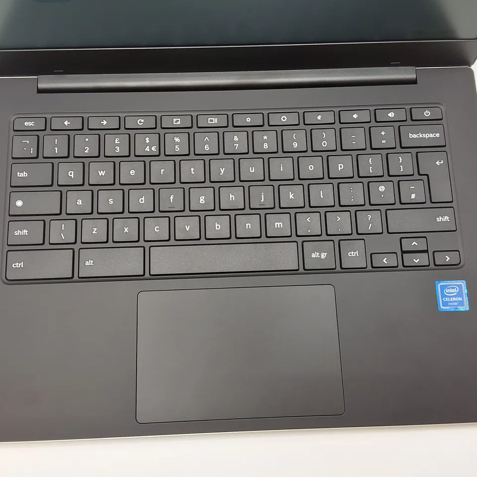 BOXED SAMSUNG GALAXY CHROMEBOOK INTEL LAPTOP IN SILVER - 340XDA-KA2
