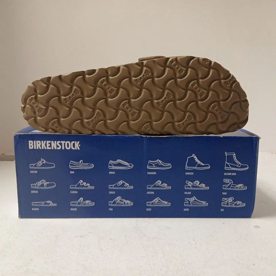 BOXED PAIR OF BIRKENSTOCK MADRID BIG BUCKLE SANDALS IN GRAY TAUPE SIZE UK 7.5