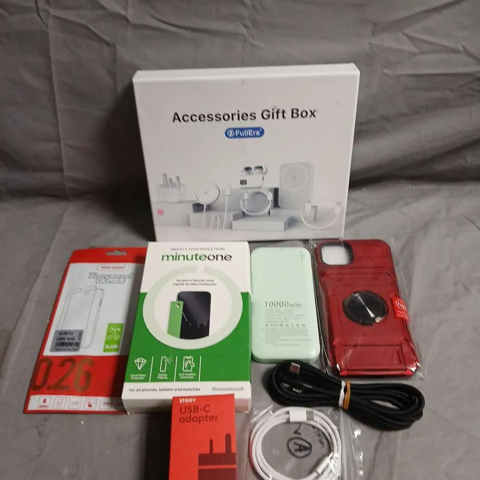 APPROXIMATELY 20 ASSORTED SMARTPHONE ACCESSORIES TO INCLUDE CHARGING CABLES, POWERBANKS, PHONE CASES ETC