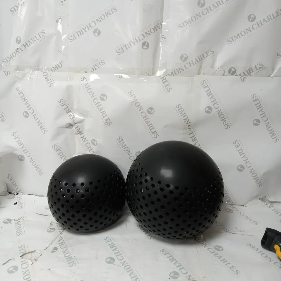 K BY KELLY HOPPEN SET OF 2 INDOOR OUTDOOR ORBS 25CM AND 30CM