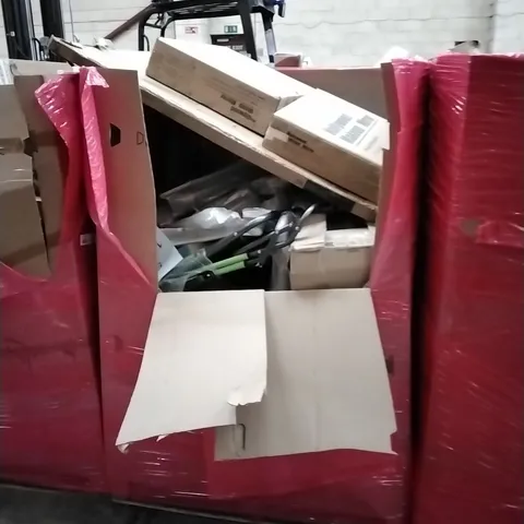 PALLET OF ASSORTED HOUSEHOLD GOODS AND PRODUCTS TO INCLUDE; HOLLYWOOD MAKEUP MIRRORS, TOILET UNBLOCKERS, CAMPING CHAIR, BOXED FURNITURE ETC