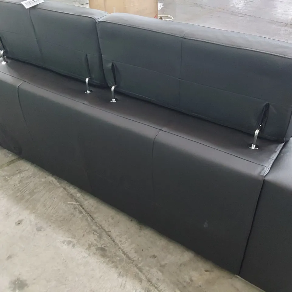 DESIGNER ITALIAN STYLE THREE SEATER SOFA WITH ADJUSTABLE HEADRESTS BLACK LEATHER 