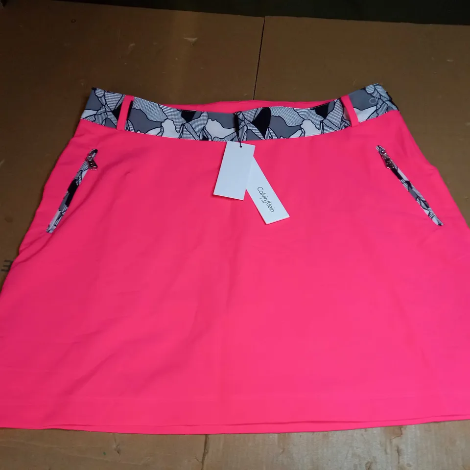 CALVIN KLEIN GOLF SKIRT SIZE 16