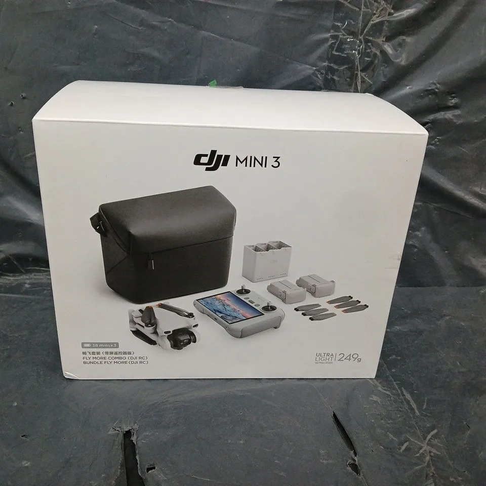 BOXED DJI MINI 3 FLY MORE COMBO (WITH REMOTE CONTROL)