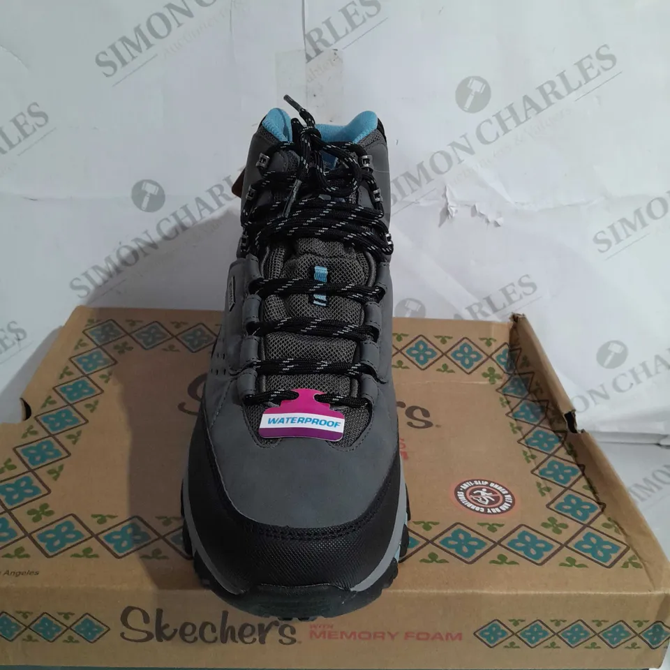 SKECHERS CHARCOAL HIKER BOOTS - SIZE 8