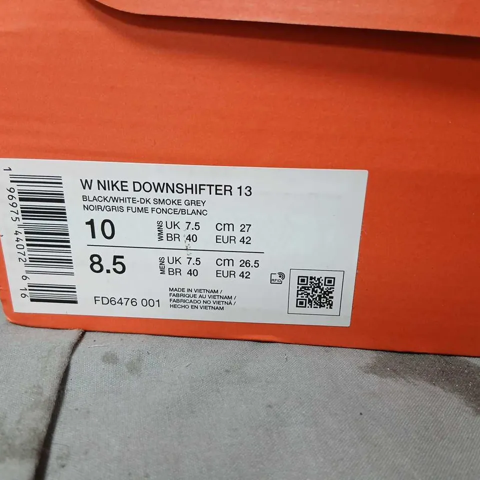NIKE DOWNSHIFTER 13 WOMEN'S RUNNING SHOES – BLACK/WHITE