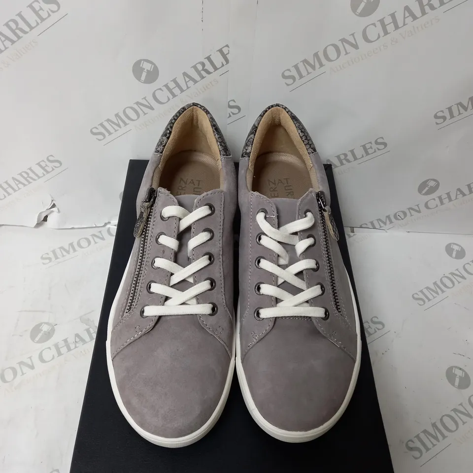 BOXED NATURA SNAKE SKIN PRINTED TRAINER - SIZE 6.5