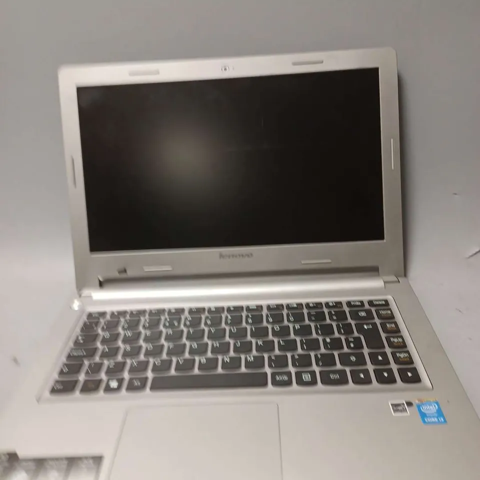 M30-70 LAPTOP (LENOVO) - TYPE 80H8