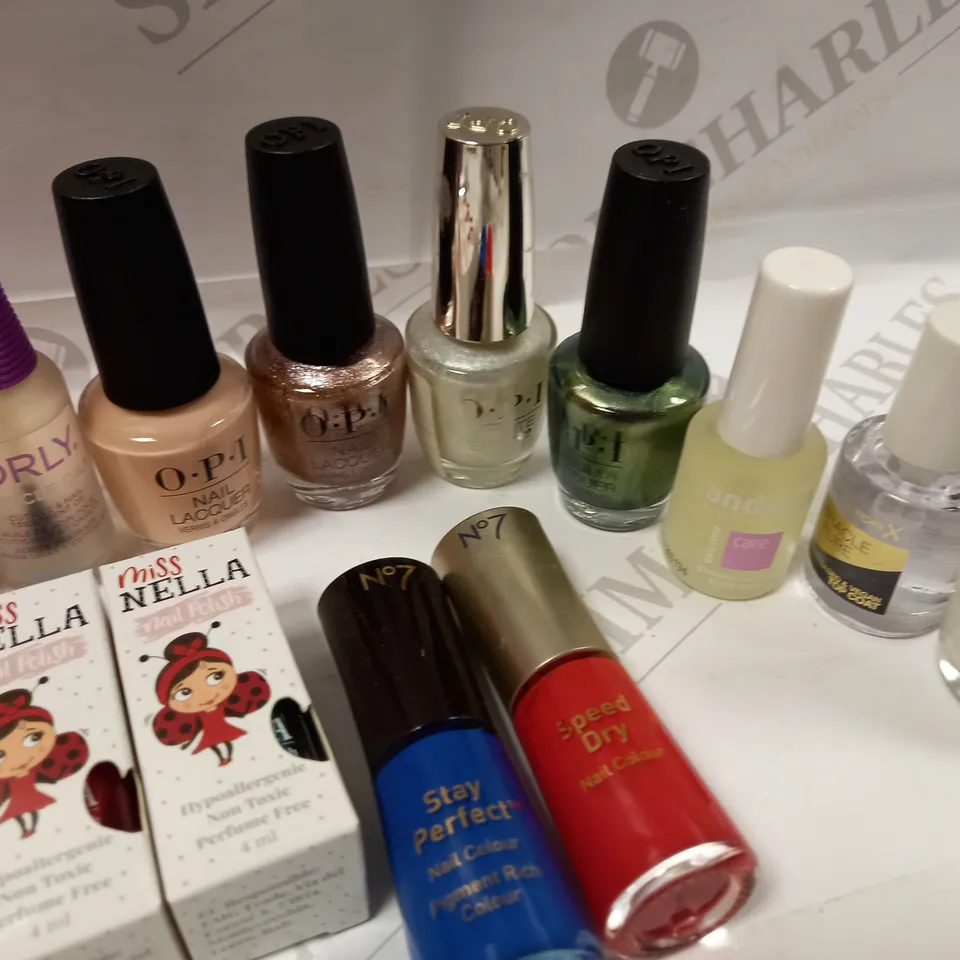 PREMIUM BRANDED NAIL POLISH APPROX. 20 ITEMS