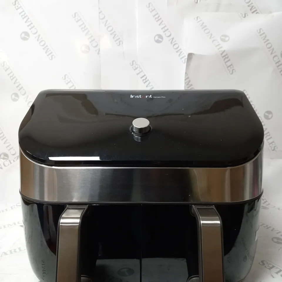 INSTANT VORTEX PLUS VERSAZONE AIR FRYER / 8IN1 / 8.5L
