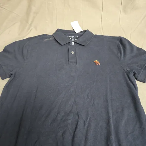 ABERCROMBIE AND FITCH LOGO POLO SHIRT SIZE M