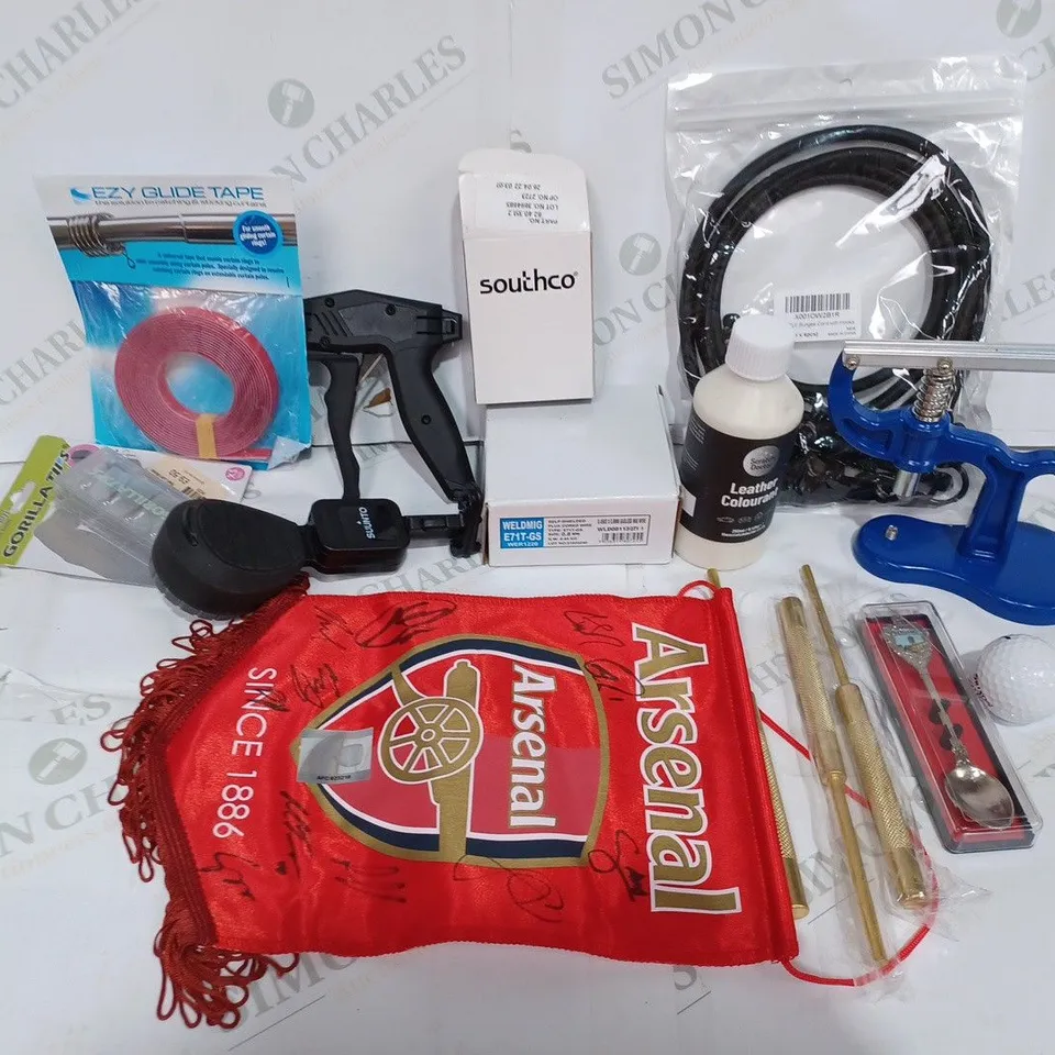 BOX TO CONTAIN APPROX. 20 X ASSORTED HOUSEHOLD PRODUCTS, INCLUDES ARSENAL BANNER SIGNED, DIY MATERIALS ETC 